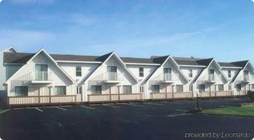 Bridgeview Motel Mackinaw City Eksteriør billede